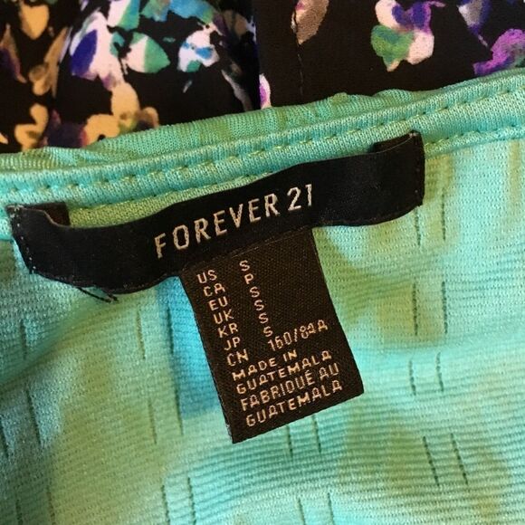 Forever 21 small fitted dress - Picture 3 of 3